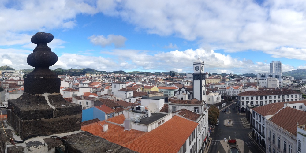 Um roteiro afetivo por Ponta Delgada